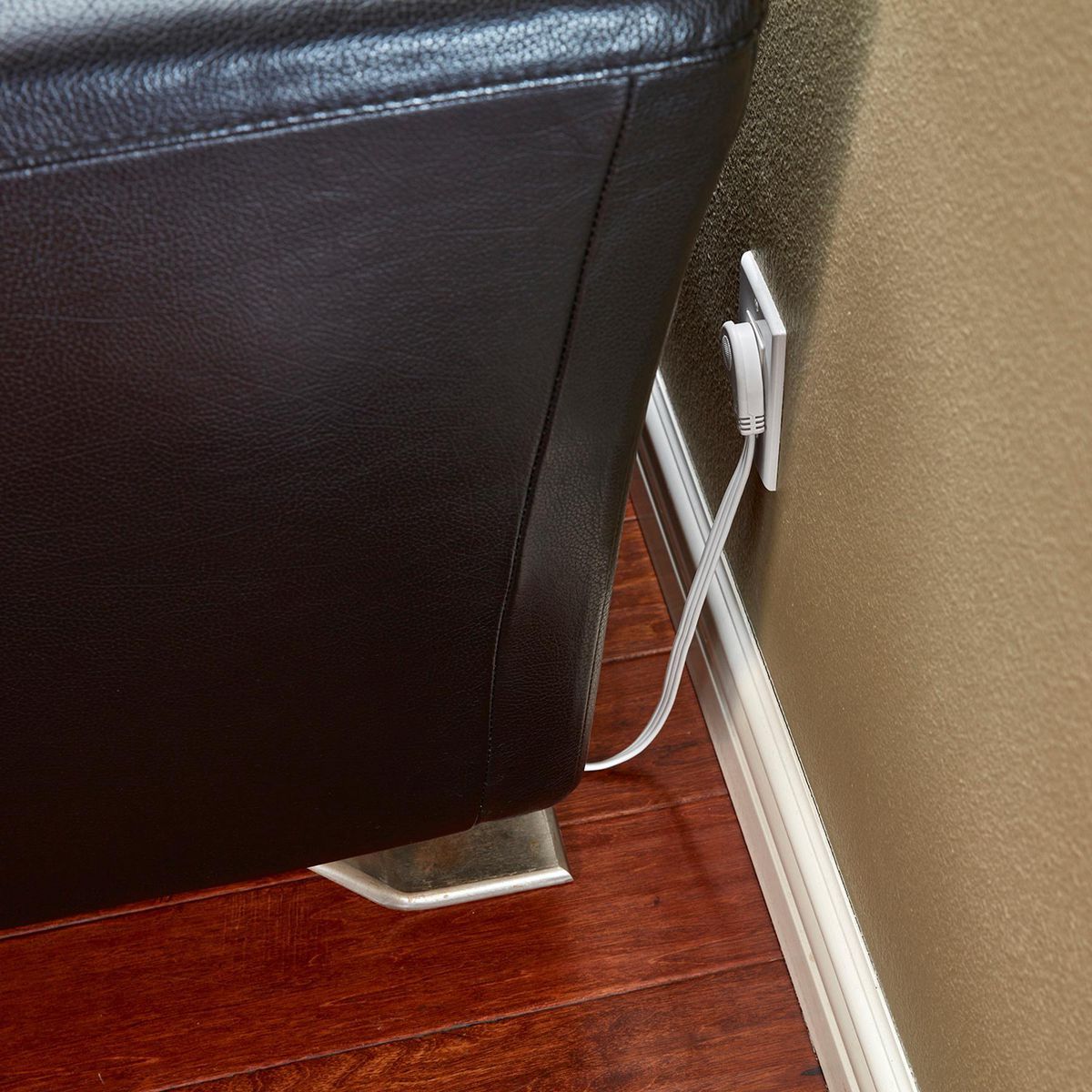 White 3 Outlet Indoor Power Strip G77009