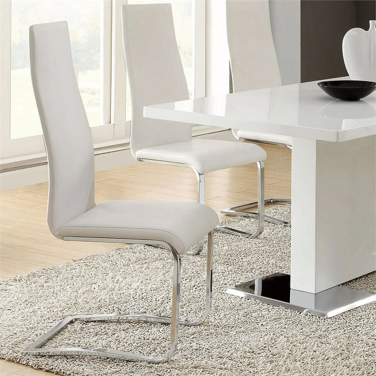 5 Piece Round Glass Top Dining Table and 4 Chairs X21336