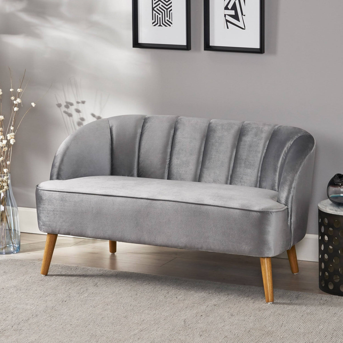Modern Velvet Settee M8087