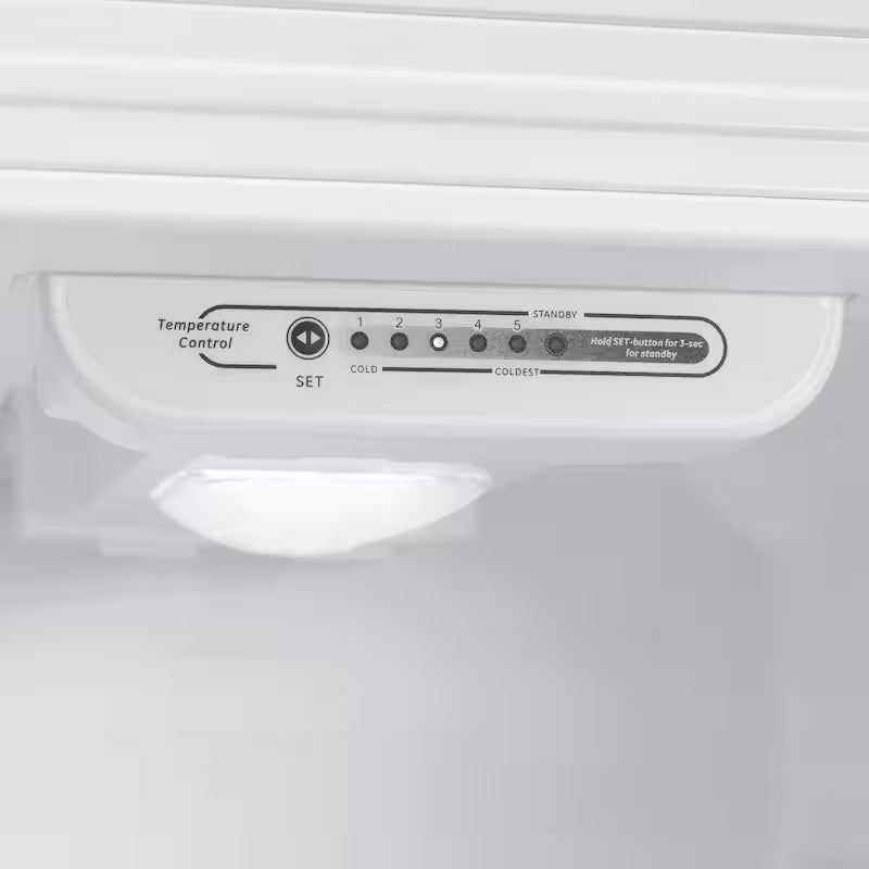 Top Freezer Refrigerator B89260