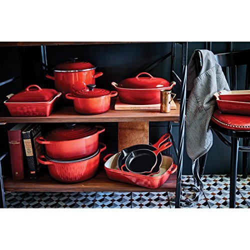 5 qt. Enameled Cast Iron Oval Dutch Oven K47616