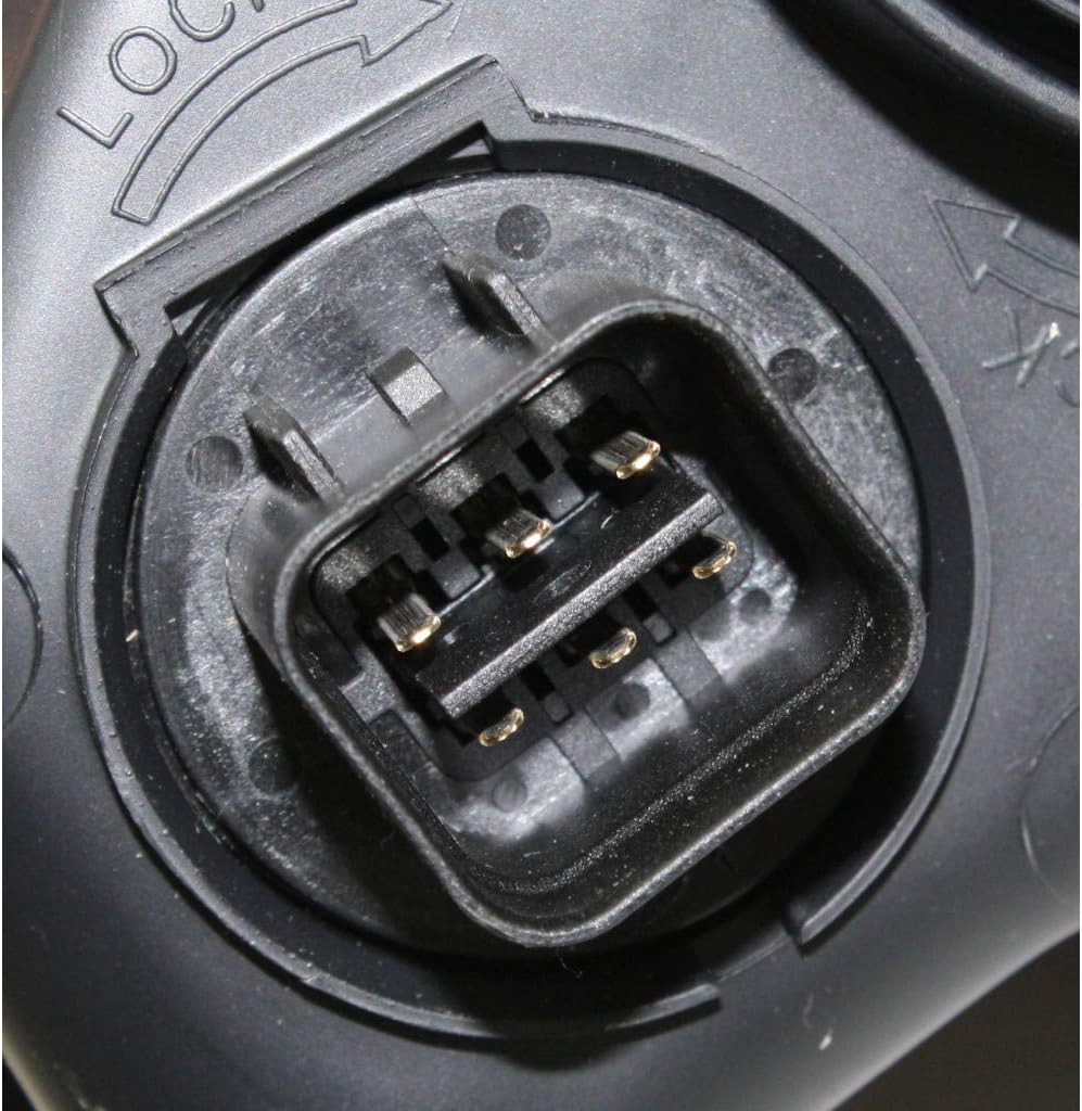 Passenger Side Halogen Headlight F8521