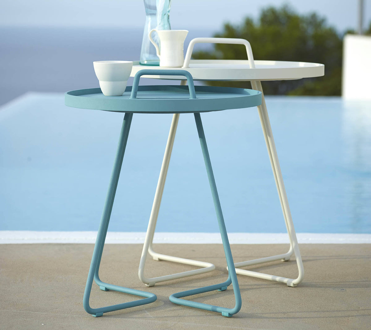 Aqua Side Table C540