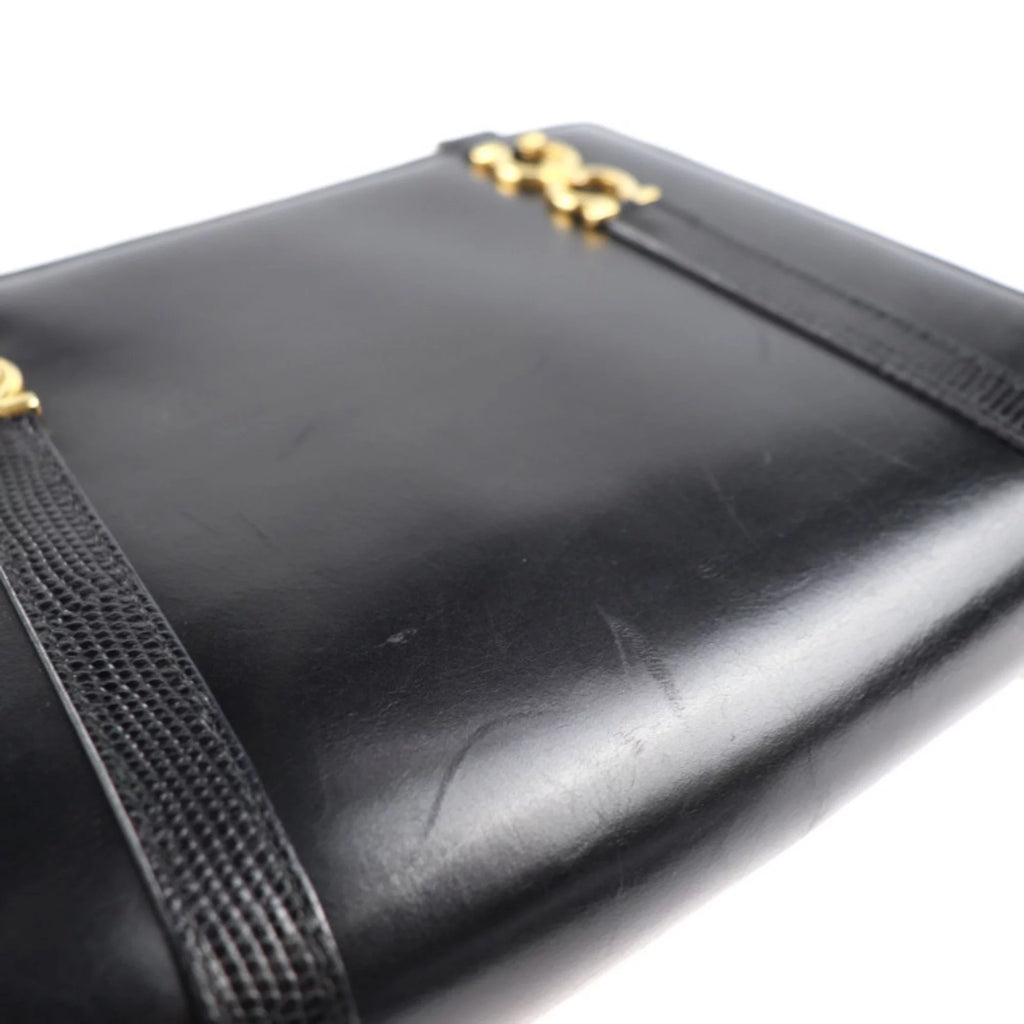 Pre-Owned Leather Shoulder Bag M482331