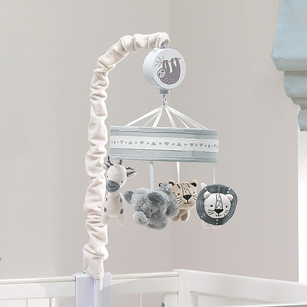 Multicolor Musical Baby Crib Mobile Soother Toy Z203287
