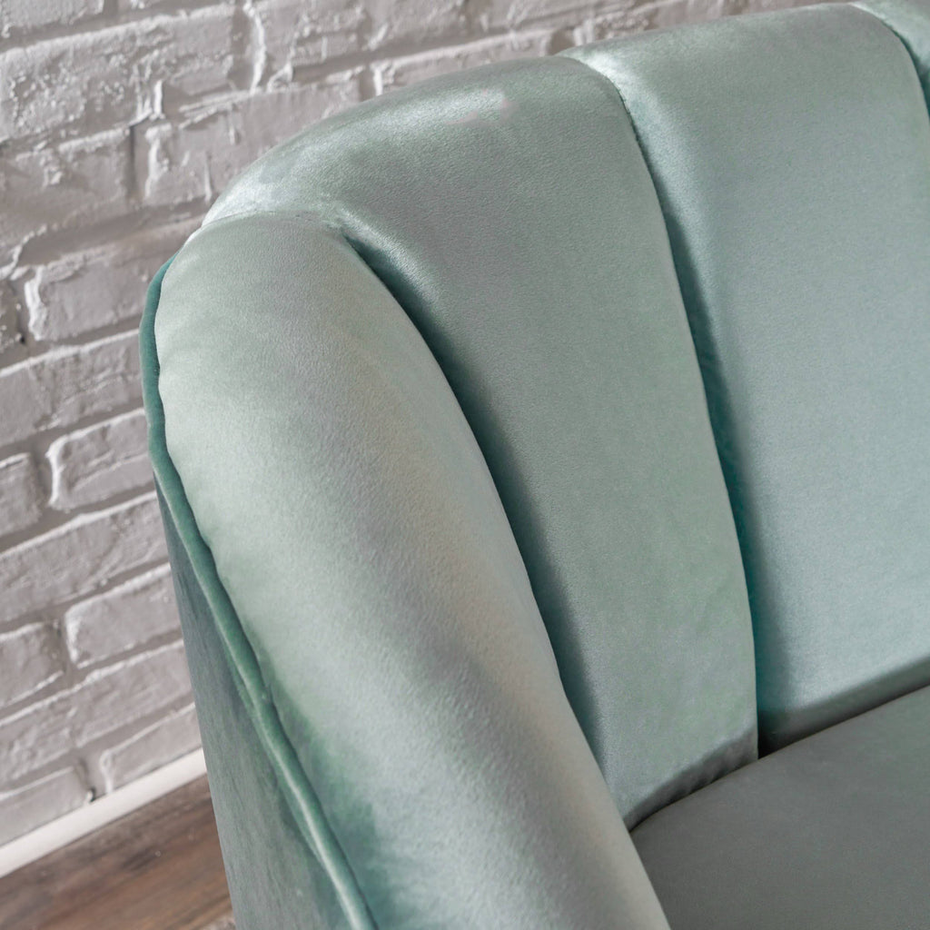 Modern Velvet Settee M8087