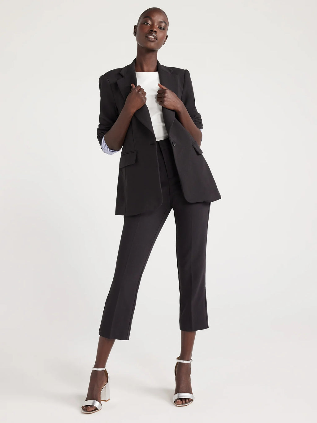 Slim Single-Breasted Blazer D615