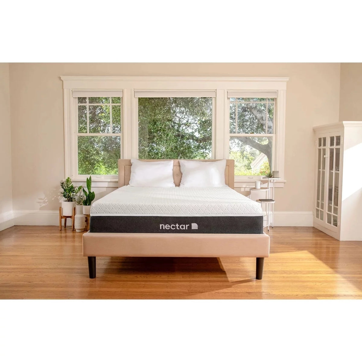 Queen Gel Memory Foam Mattress M685880