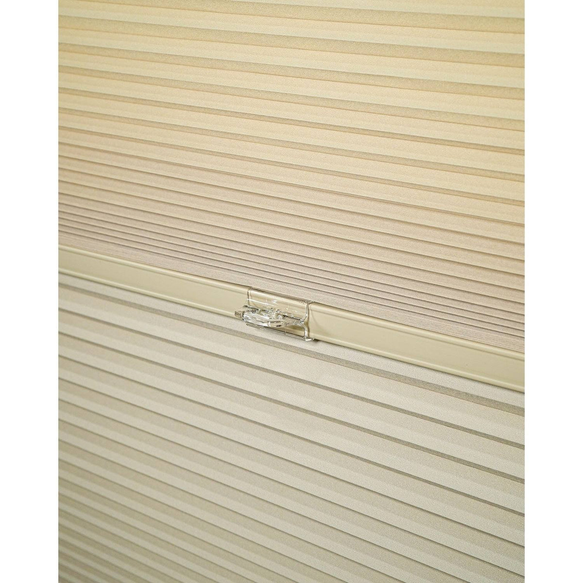 Cordless Cellular Shades X923031