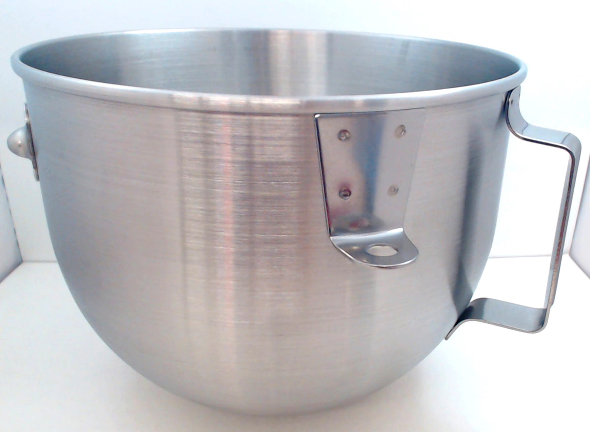 4.5 QT Stainless Steel Bowl with Handle X876