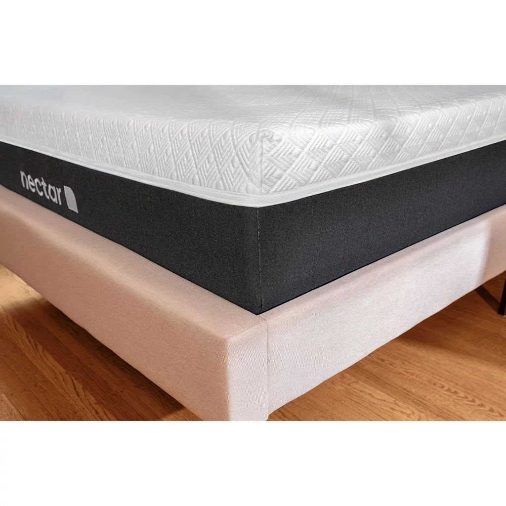 Queen Gel Memory Foam Mattress M685880